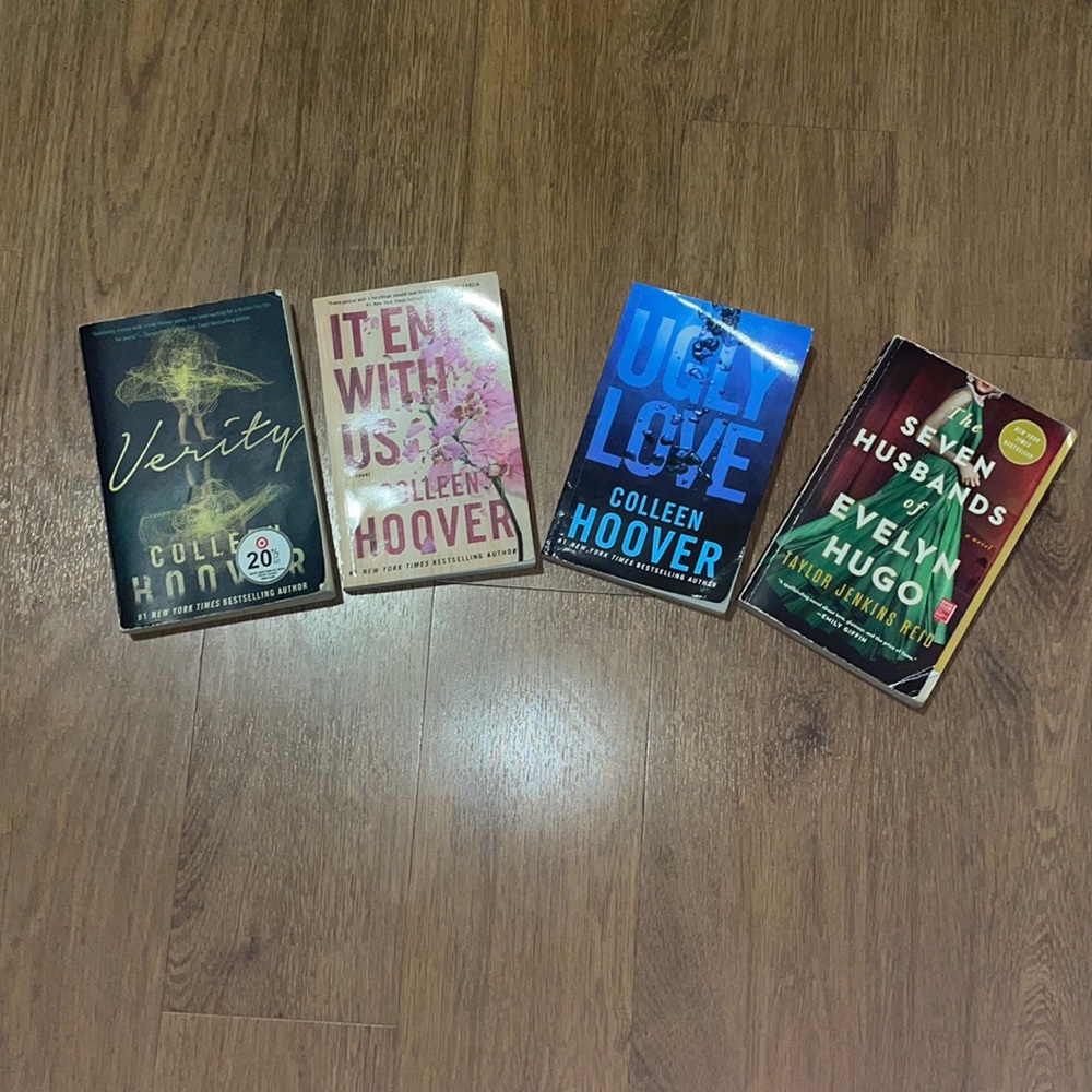 Gently used colleen Hoover and Taylor Jenkins Reid books